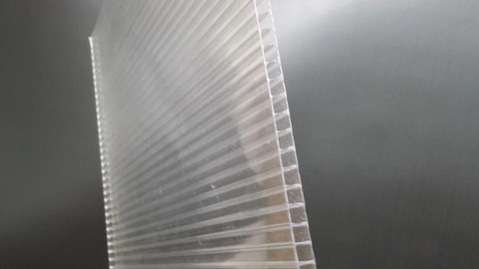 acrylic sheet fabrication reference photograph